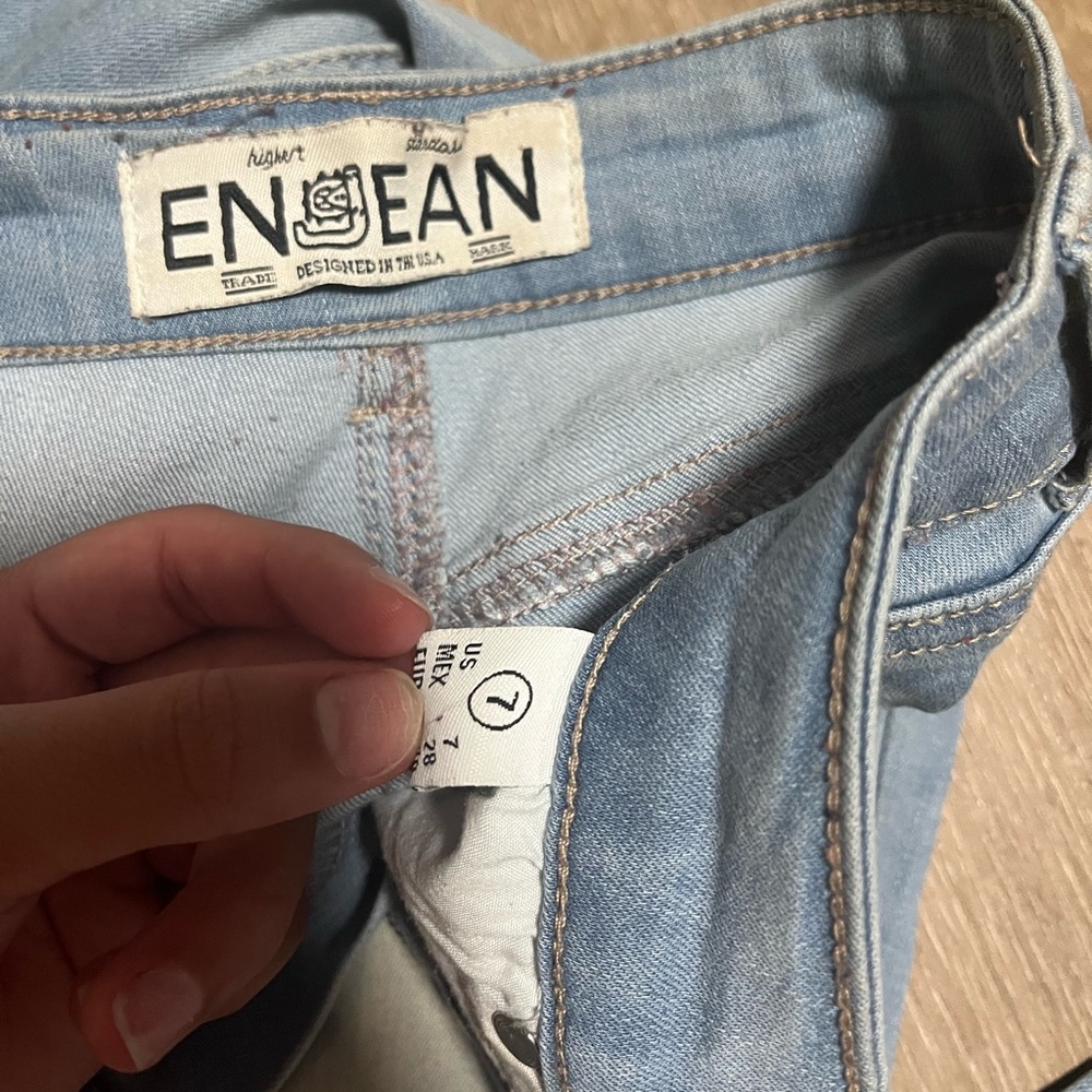 jeans - Picture 3 of 3